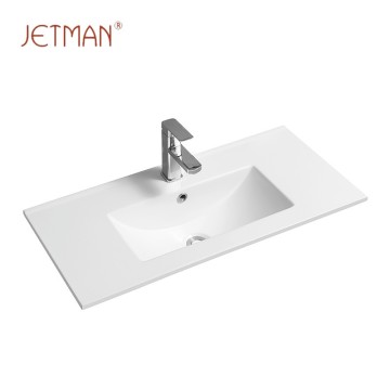 Easy to clean retangular basin