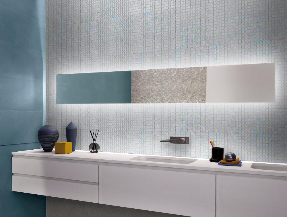 Glass mosaic tile for shower wall decoration