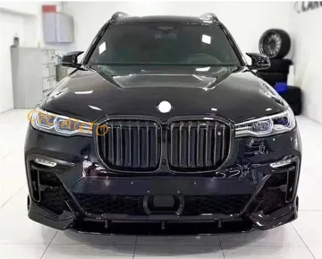 Aero Kit for BMW X7 G07 2020-2022: Front Lip, Rear Diffuser, Side Skirt, Rear Spoiler