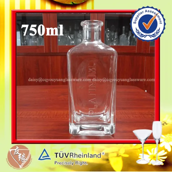 2018 hot sale fashion embossed bottle glass square 750ml whisky bottles
