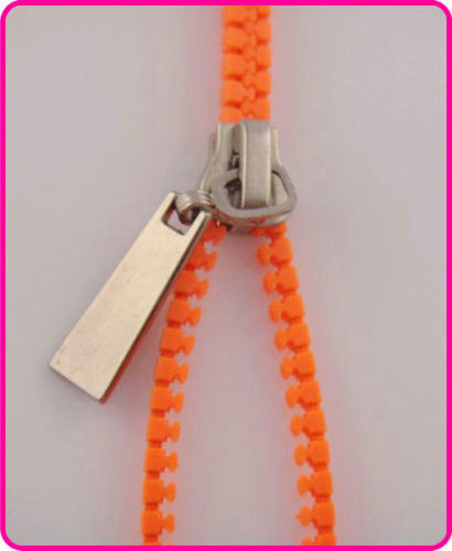 Orange Color Cartoon Mp3 Cute Zipper Earphone For Mp3 / Mp4 Earphone Ydt2