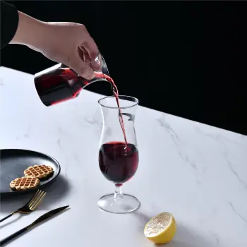 2024 Hot Selling Plastic Wine Decanter with Cups for Sale