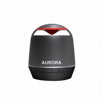Lovely penguin good quality Bluetooth wireless speaker
