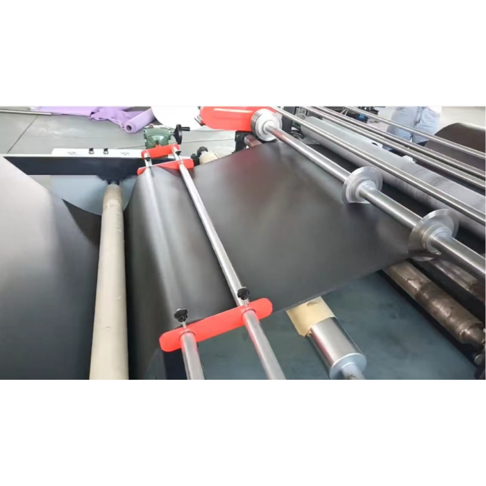 Mashine ya kuteleza ya povu