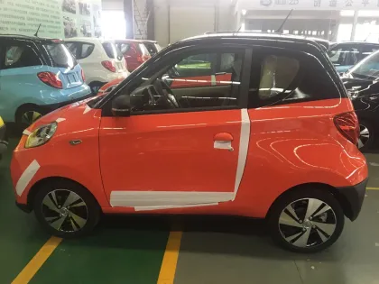 D2s L7e M1 E Car Hot Sale China Electric Car / Mobile Food Truck / Mobile Restaurant Food Car