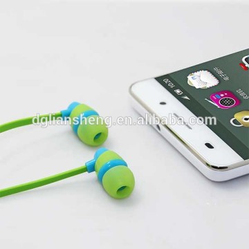 3.5mm factory custom logo flat cable plastic colorful in-ear earphones