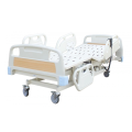 Tiga tempat tidur medis fungsi untuk panti jompo
