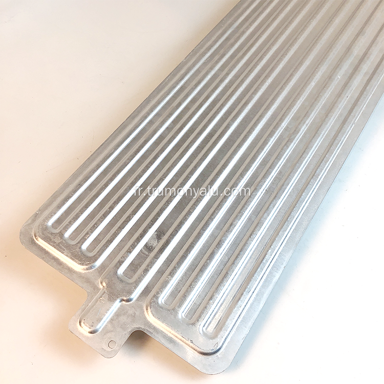 Plaque de refroidissement liquide de brasage sous vide en aluminium pour EV