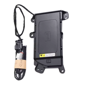 15W Fast Qi Wireless Charger for Toyota Land Cruiser 300 RHD