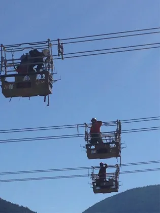 Eight Bundle Conductors Line Cart