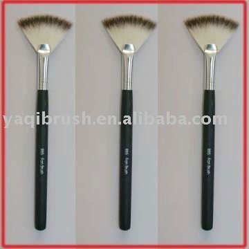 fan shaped powder brush