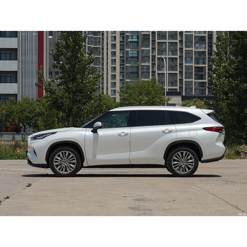 Highlander Hybrid Premium Edition 7 Seaters