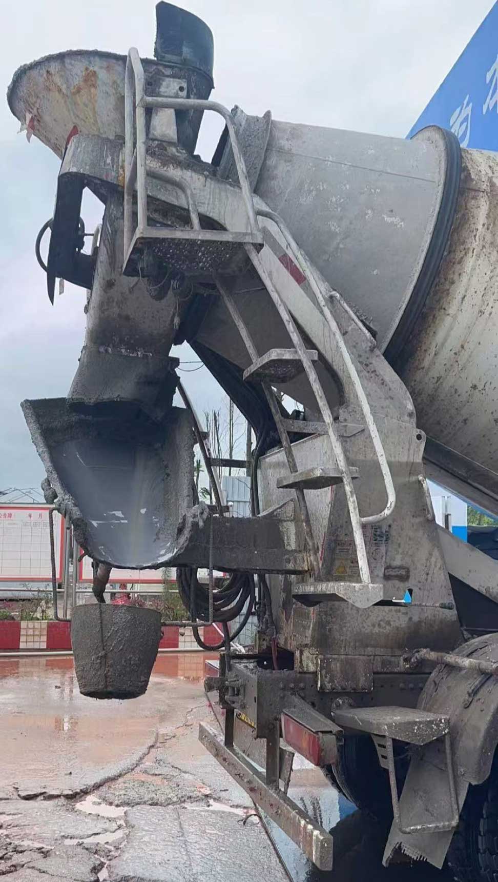 used-cement-truck-xcmg-12cbm-2020-ready used-cement-truck-xcmg-12cbm-2020-ready