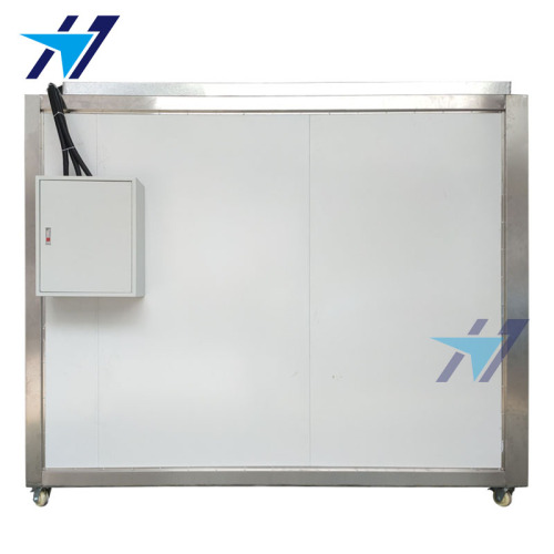 Large oven for stainless steel industry