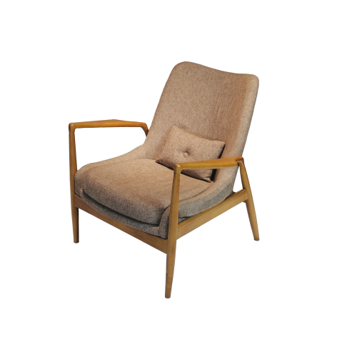 Sillas de brazo de marco de madera