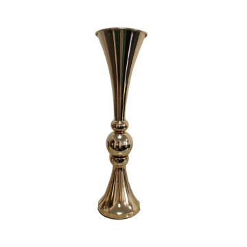 Luxury Gold Metal Candlestick - Perfect for Weddings and Parties