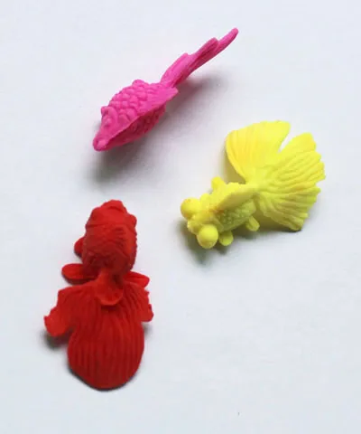 Growing small goldfish