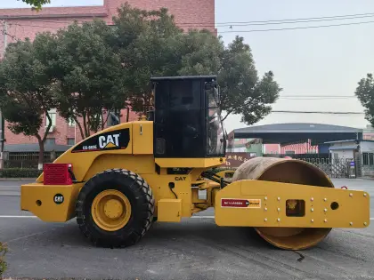 Caterpillar CS683 CS583 Road Roller Compactors for Sale