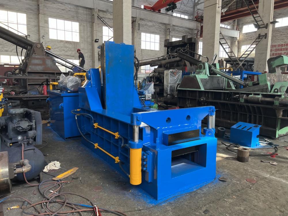 Factory Made Hot-sale Hydraulic Horizontal Cans Baling press