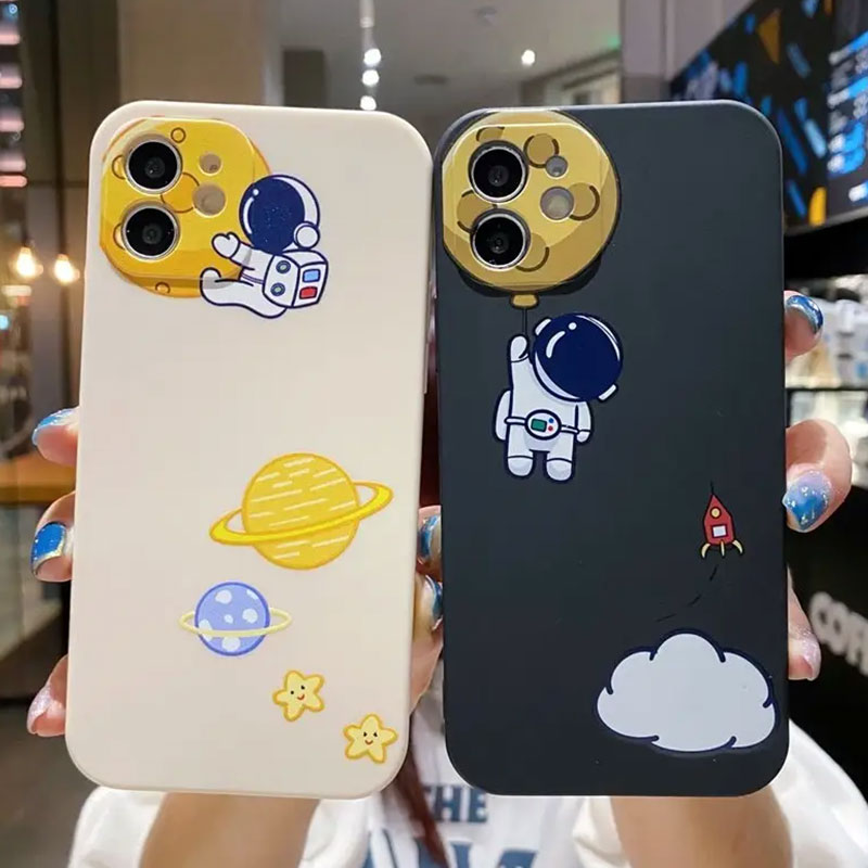 What Are The Advantages Of Using Silicone Phone Cases?