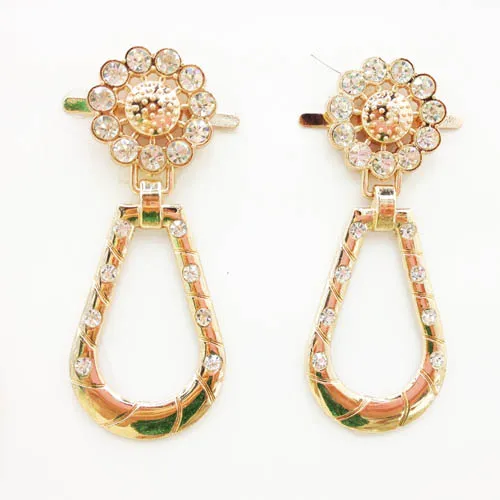 Gold Tone Detail Chain with Crystal Stone Embellished for Two-Strap Sandal