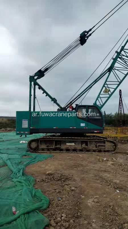 تستخدم Fuwa Crawler Crane Quy70 للبيع