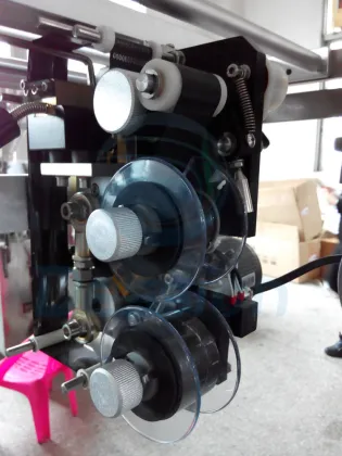 Pouch emulsion and essential oil packing machine