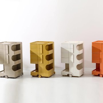 Rotating Bedside Table: Three-Layer Plastic Storage Cart for Living Room and Bedroom