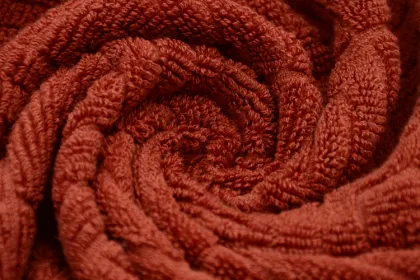 Homocentric Squares Embossed Towels