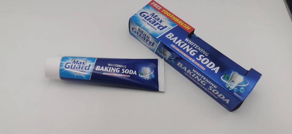 Backpulver und Peroxid -Whitening -Zahnpasta, saubere Minze