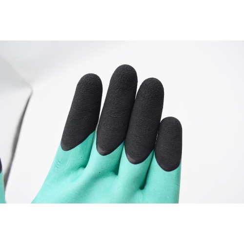 Breathable reinforced finger protective gloves