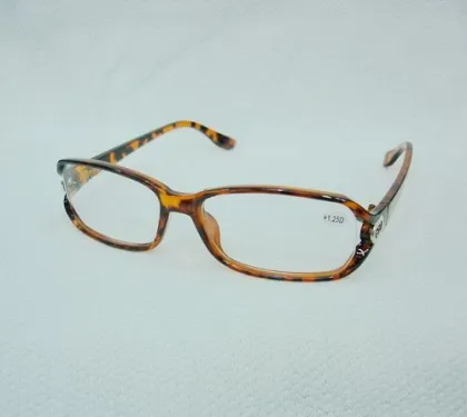 Plastic Reading Glasses