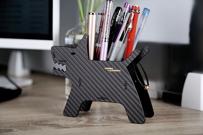 carbon fiber pen holder