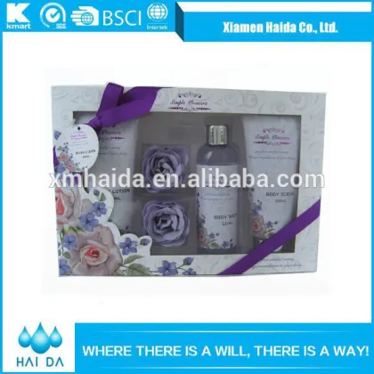 Beauty care Whitening Skin Care Products with cosmetic bag