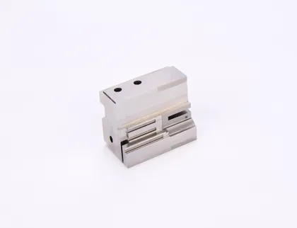 Dongguan YIZE MOULD Co.,LTD CNC machined plastic mold spare parts