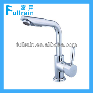 fulrain ร้อนและเย็นครัว faucet พร้อมเครื่องเติมอากาศหมุนรอบ