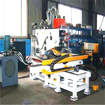 Punzonatrice idraulica CNC per piastra