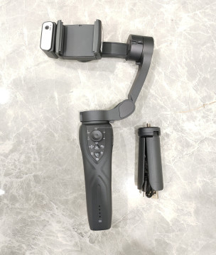 F12 Handheld Stabilizer for Phones with 3-Axis Face Tracking