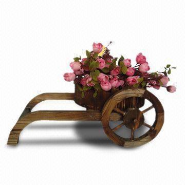 Wooden Flower Pot, Measuring 38 x 26 x 15cm, Customized Designs, Sizes and Shapes Available