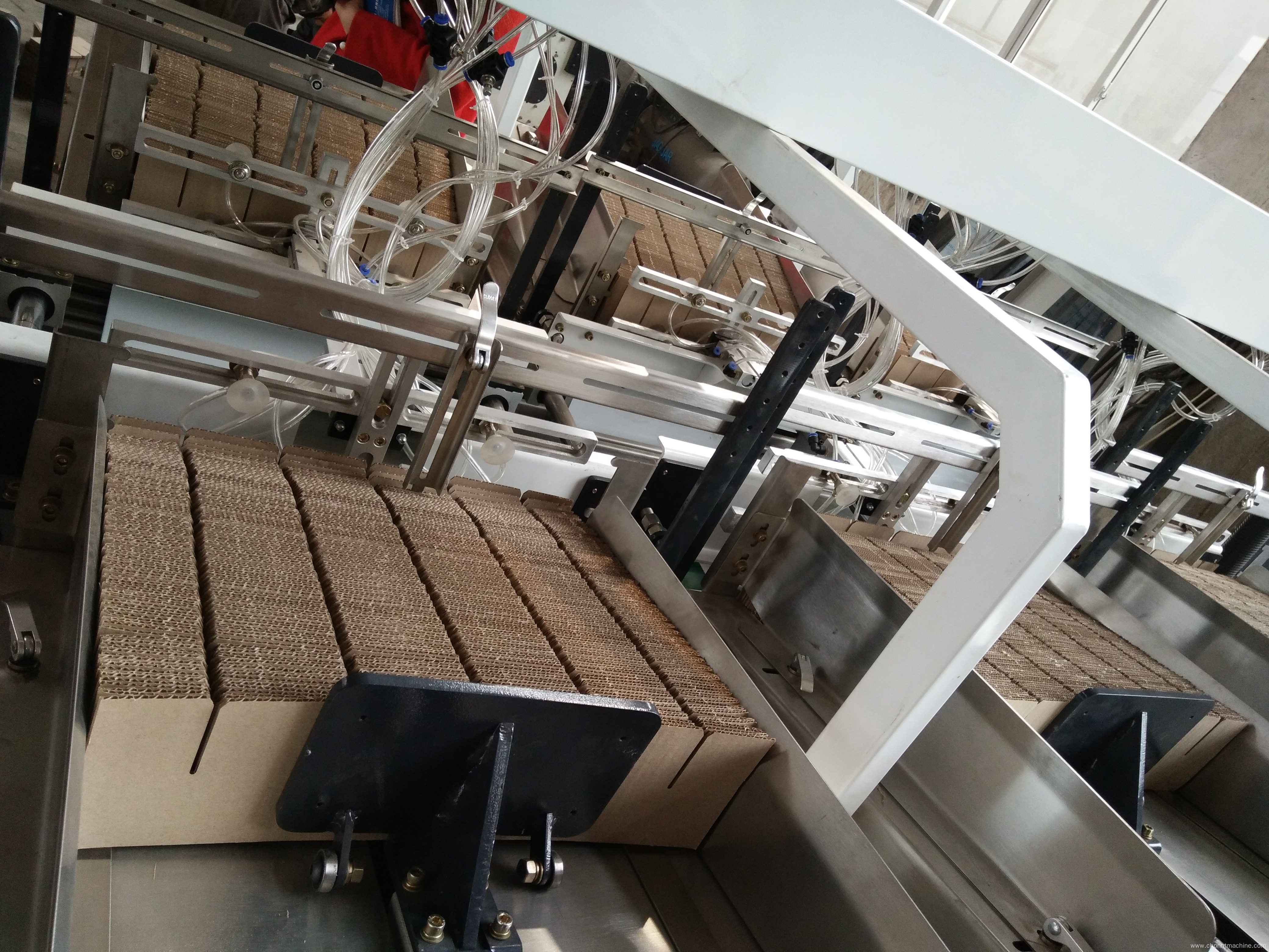 Automatic Corrugated Board Partition Assembler Machine