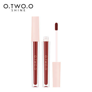 O.TWO.O Long Lasting Vegan Lip Gloss
