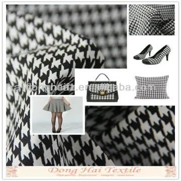 Houndstooth pattern fabric for garment
