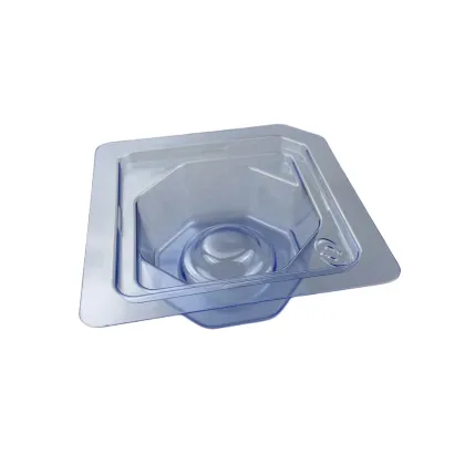 Medical device blister packaging