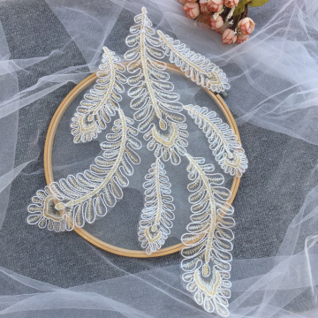 Leaf white Rope Embroidery lace flower Gold line