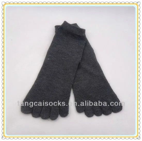 funny short women five finger toe socks manufacture