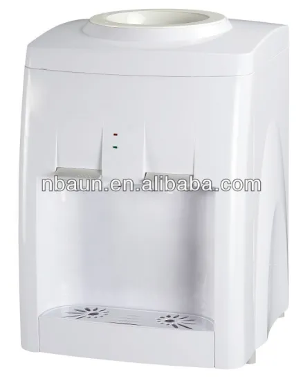 Desktop hot and cold water dispenser