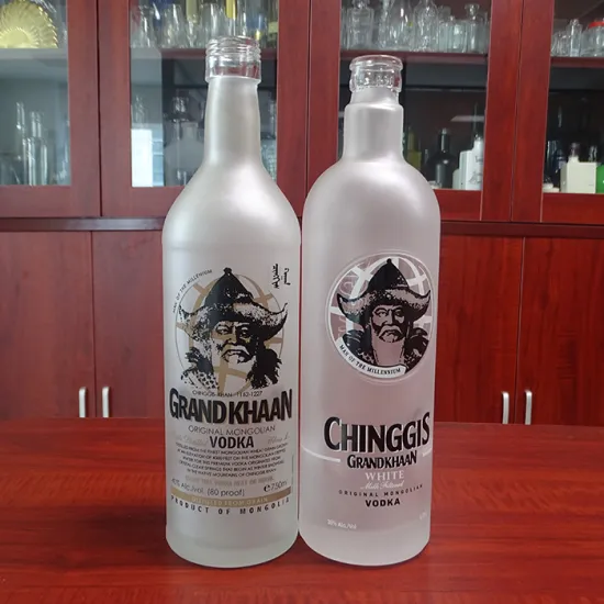 White frosted customized decal label spirits 750 ml frosted gin glass