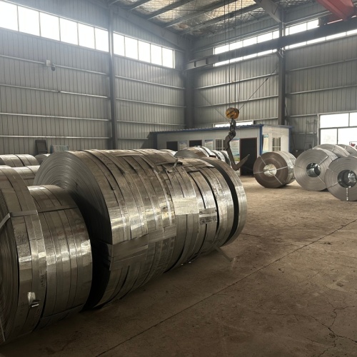 Verzinktes Vierkantrohr 37*77*1,4 mm