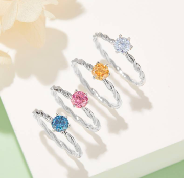 925 Δαχτυλίδι μόδας Silver Silver Women 0.5CT Moissanite Colored Ruby Curved Vine Design
