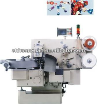 Double-twist packing machine